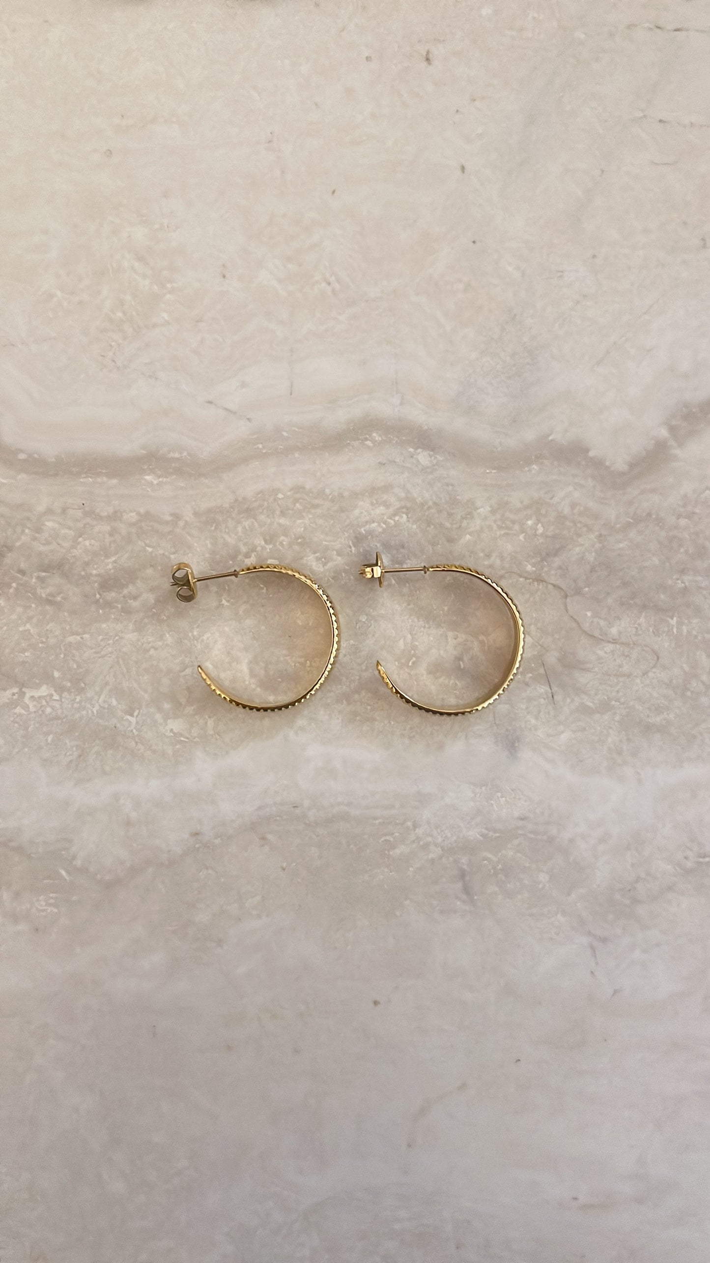 Linea Hoops - Gold