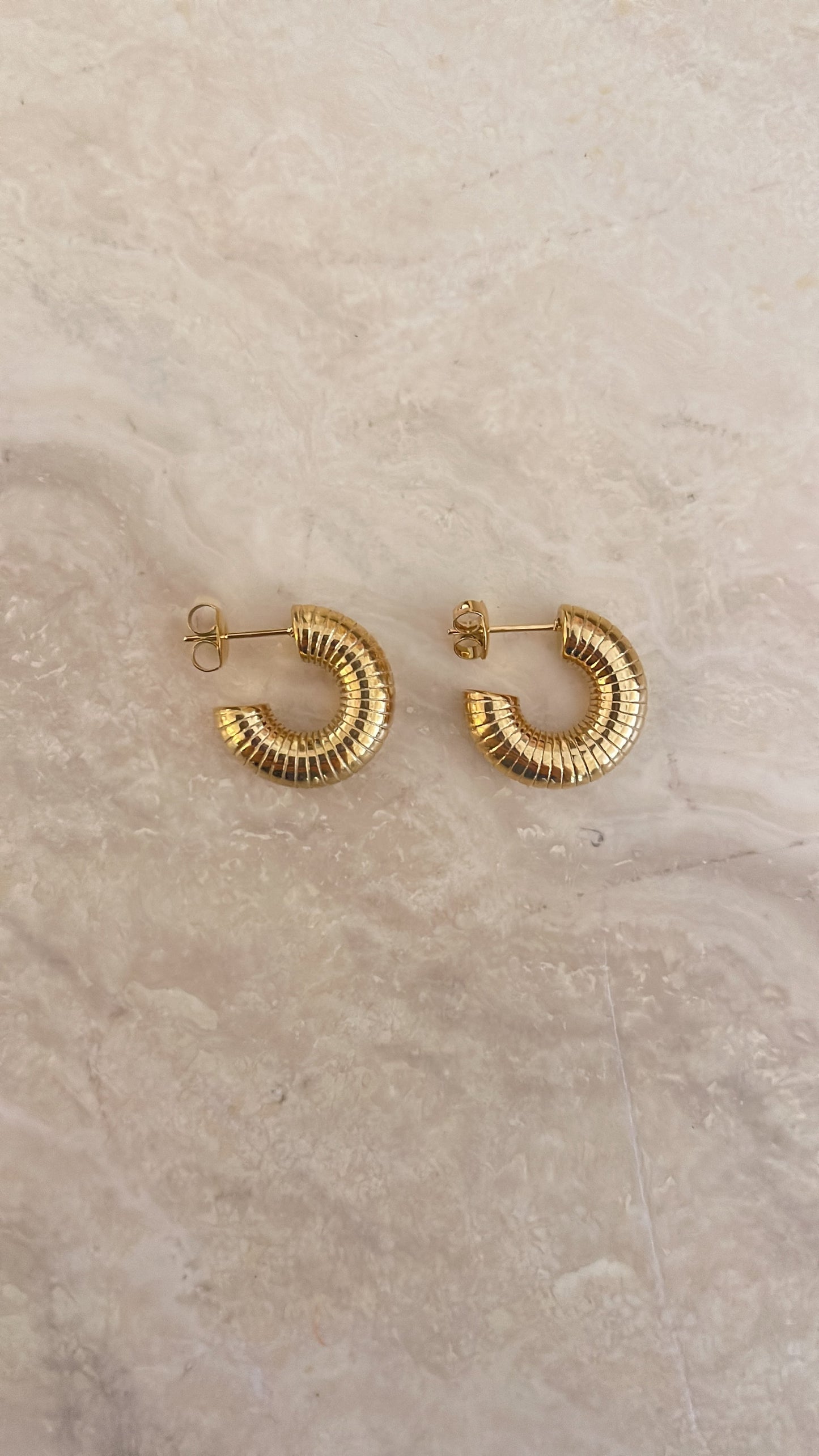 Mila Coil Hoops