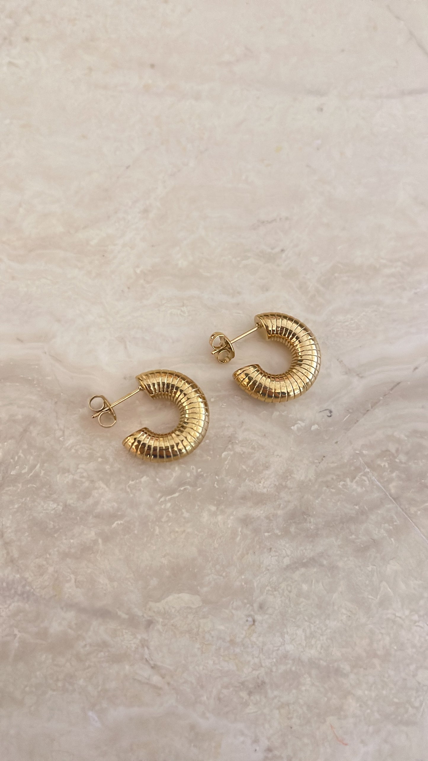 Mila Coil Hoops