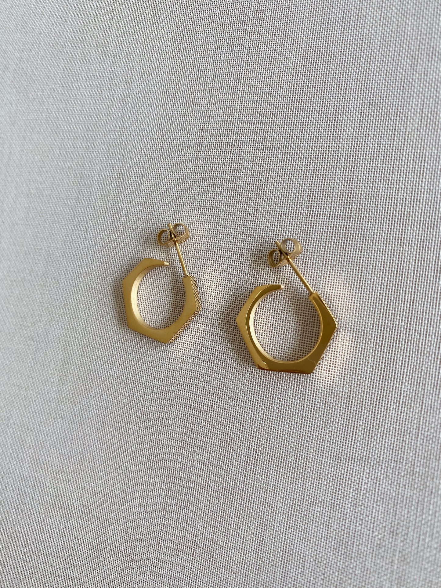 Miley Pentagon Luxe Earrings