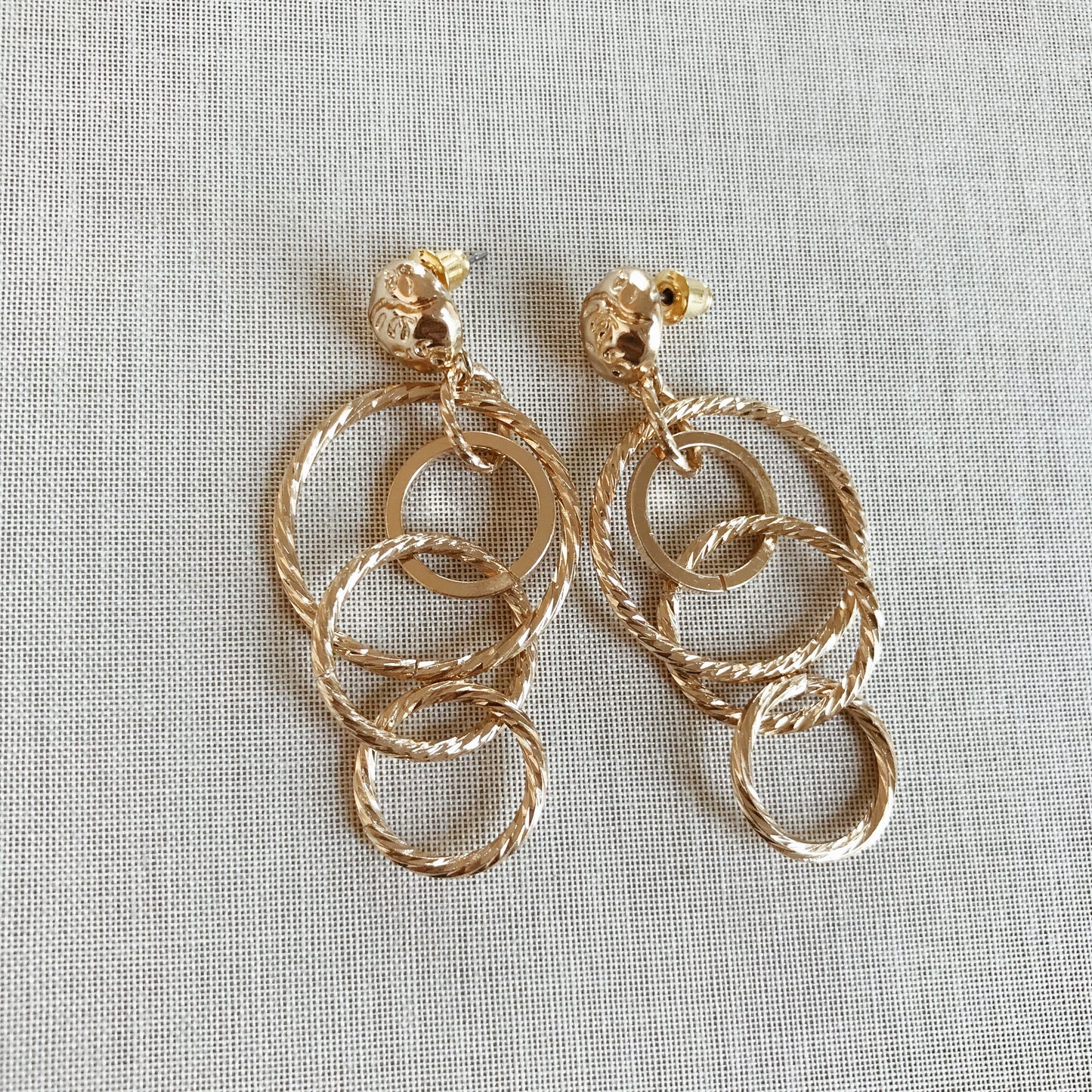 OLIVA STATEMENT EARRINGS