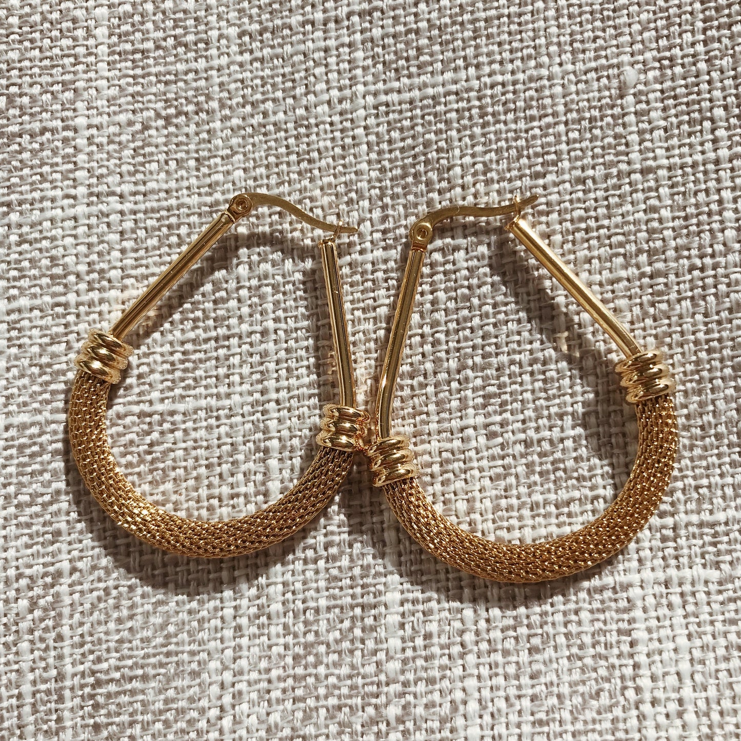 Tia Mesh Hoops - Gold