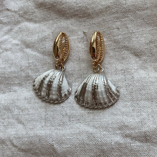 Nelly Shell Earrings