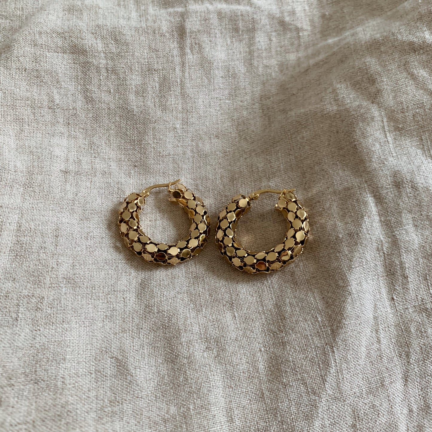 Luna Pebble Hoops Small