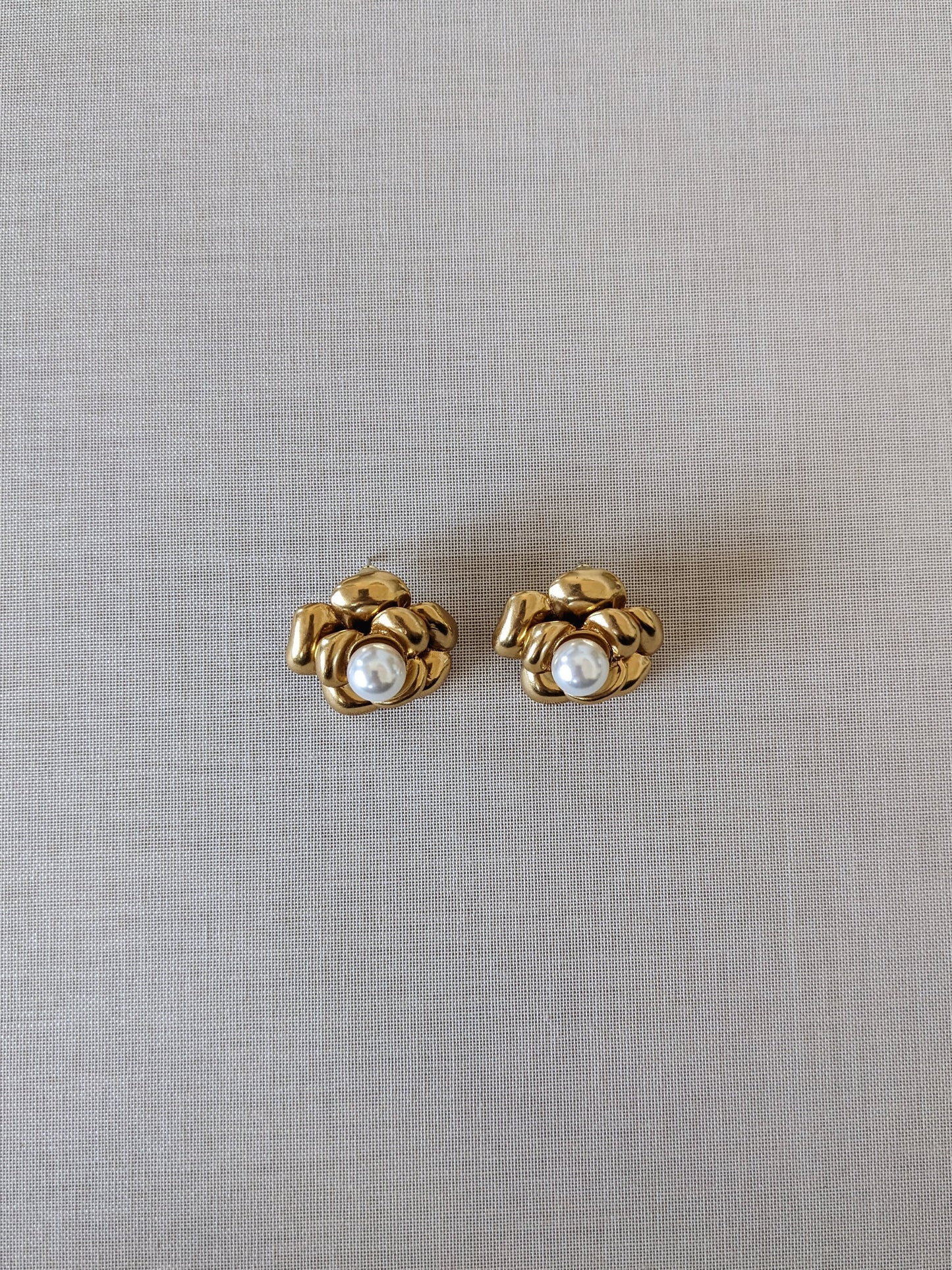 Laura Pearl Luxe Earrings