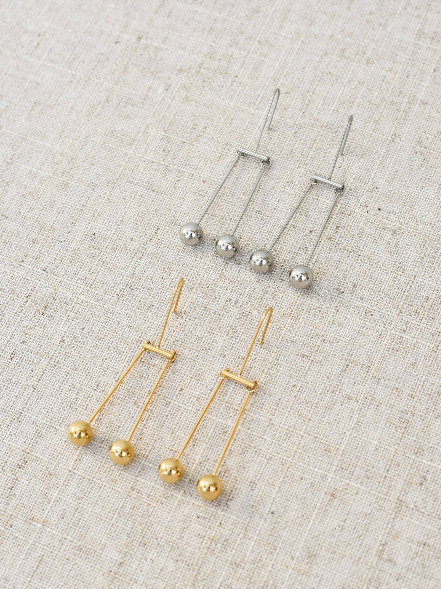 Alla Luxe Twin Ball Earrings